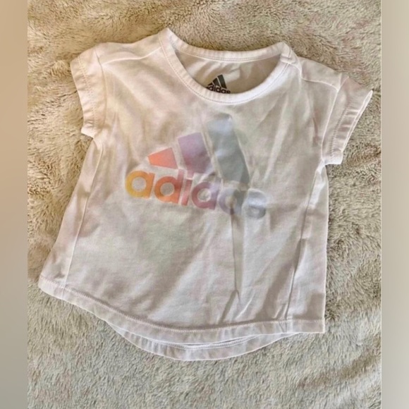 âSOLDâ ADIDAS BABY GIRL CAPRI LEGGINGS & TEE SHIRT OUTFIT OMBRĂ RAINBOW 3M - Picture 3 of 5